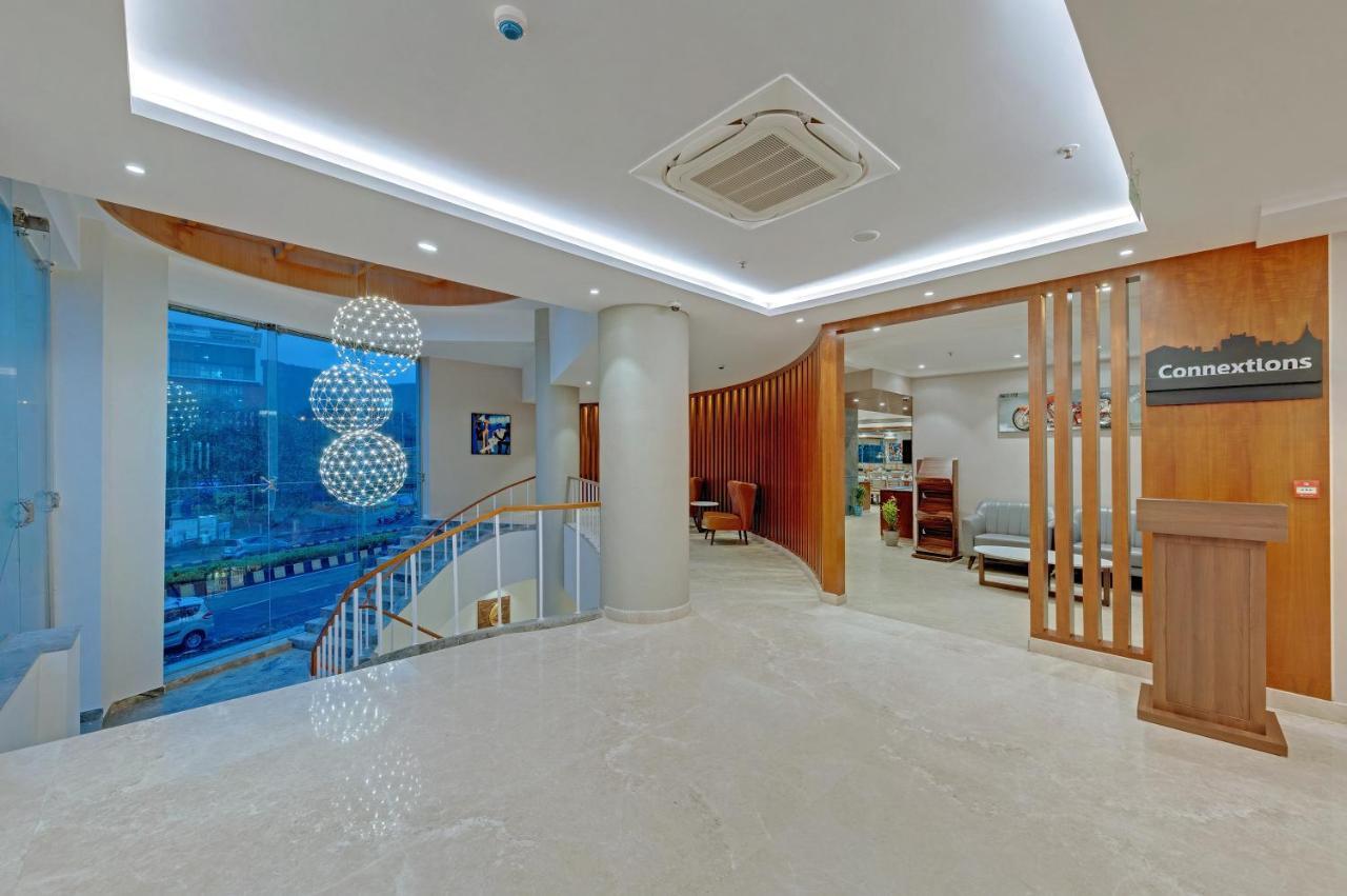 The Fern Residency Turbhe Hotell Navi Mumbai Exteriör bild